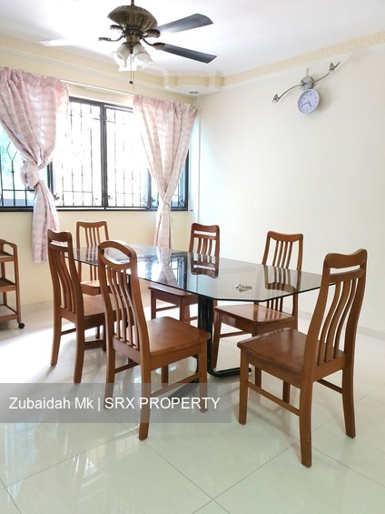 Serangoon Avenue 4 thumbnail photo